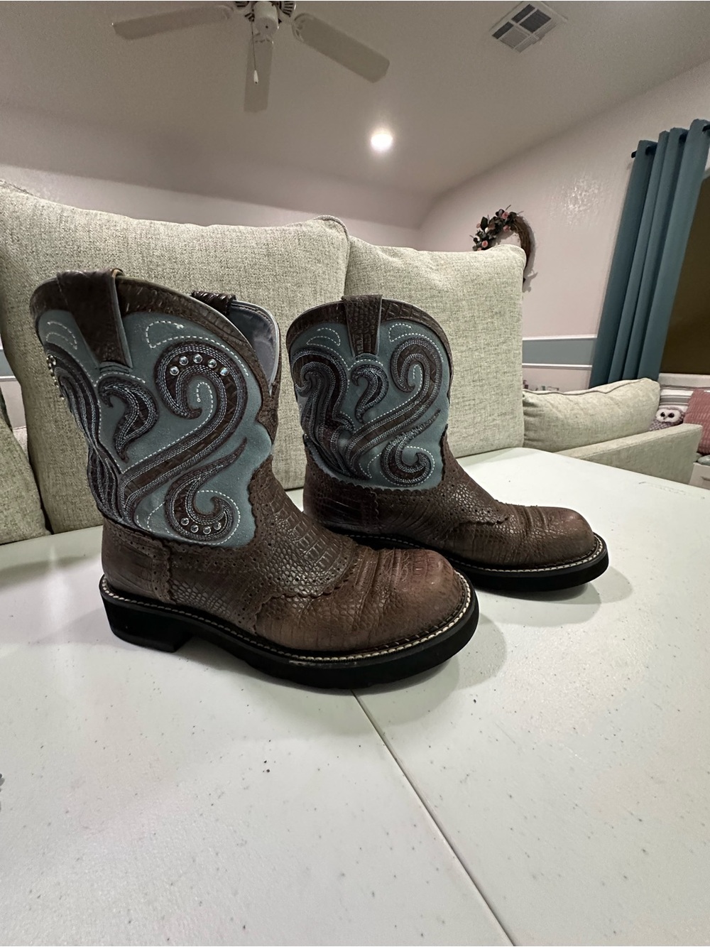 Ariat Round Toe Women’s Brown and Light Blue Western Boots